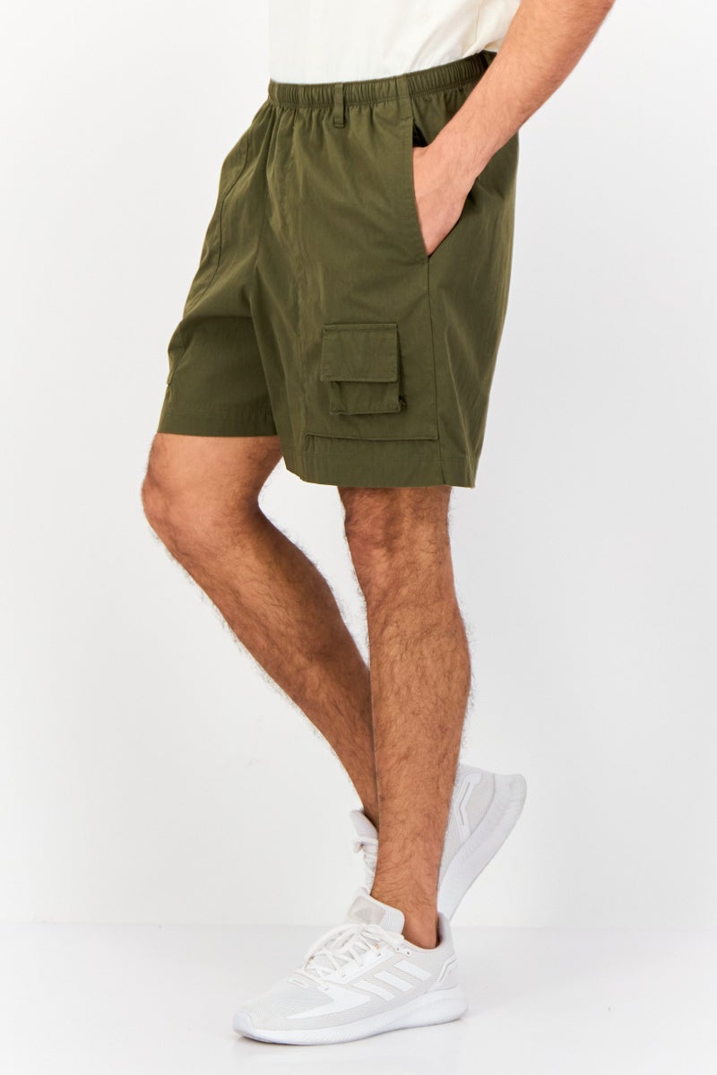 Nike شورتات خارجية فضفاضة للرجال، زيتوني - Image 2